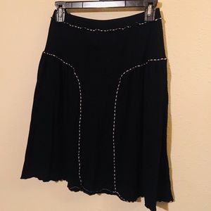 Adorable black chic skirt!